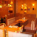 アバシ - ゆったりとくつろげる店内