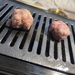 黒毛和牛ホルモン 大衆焼肉しんすけ - 