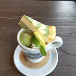 cafe しずく - 料理写真:抹茶ミニパフェ