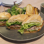 カフェごはん ドラゴンスパイス - ドラゴンスパイス風サバサンド(1210円)