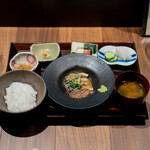 和食しんくろ - 魚沼産コシヒカリ”雪しずく”土鍋ご飯 博多風ごまさば ちりめん山椒明太子 ぶり味噌 漬物味噌汁