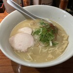 鶏そば みた葉 - 