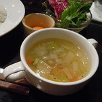 東京バルバリ - ランチスープとサラダ