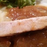 タケヤ食堂 - お肉アップ　オリジナルオニオンソース