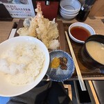 Kaisen Kushi Tempura Nakano Ya Higashi Naka Noten - 