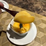 名駅 鉄板焼き 森本Ｘ Premium - 雲丹ソースとキャビア添え茶碗蒸し