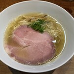 町田汁場 しおらーめん進化 - しおらーめん(950円)