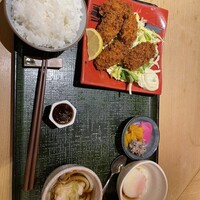 襷 - 牡蠣フライ定食　1400円