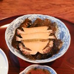 鮑とワカメのしゃぶしゃぶ