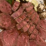 炭焼 金竜山 - シャトーさんは焼いてくれる