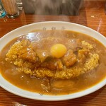 Hakugintei - トンカツカレー 950円＋生卵トッピング 50円