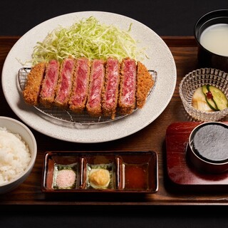 <周末午餐>新菜单：烤肉店的炸牛排牛排套餐！