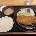 とんかつ檍のカレー屋 いっぺこっぺ - ロースカツ定食