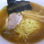石狩亭 - ラーメン♪超シンプル。この店では「やなぎ」と呼びます。