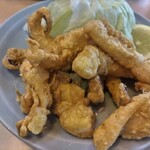 新京 - イカゲソ唐揚げ 950円
