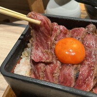 焼肉㐂舌 南船場 - 
