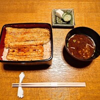 明神下 神田川 本店 - 竹:うな重(大)、お新香、赤出汁