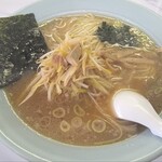 椿ラーメンショップ 八山田店 - 厭きの来ない味わい。