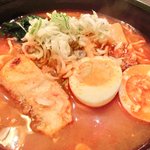 鯛麺真魚 - 鯛麺-真魚-(四川風辛口鯛スープ拉麺) 900円