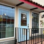 のあドーナツ - お店は山荘通沿いにあります。