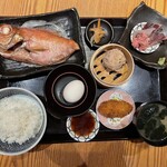 Sakana To Sake Hanatare - きんめ塩焼き定食