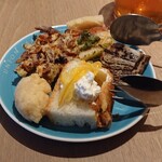 ユニオン シーフード カフェ - ホイップバタークリームが美味！！