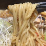 Zweiter Läden - Zweiterカレーラーメン¥1200の麺