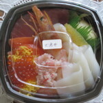 海鮮と肉のどんぶり屋 どん八 - 大量丼