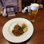 コシーナウチダ - 鹿肉キーマとビール