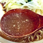 店内製麺 さくら - 醤油ベースの美味しいスープでした♪