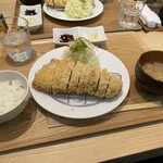 とんかつ成蔵 - 