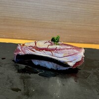 SUSHI TOKYO TEN、 横浜店 - 握り　初ガツオ