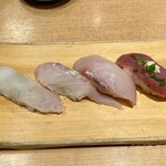 地魚回転寿司 丸藤 - 地魚食べくらべ