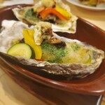 カジュアルフレンチBar 7FUKU - 牡蠣がぷるぷる