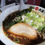 味の大王 - しょうゆラーメン。黒めのスープですが、思ったほど味濃くないですよ！