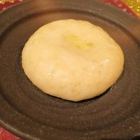 IL TEATRINO DA SALONE - シチリアトラーパニ産塩とオリーブオイル使用の丸形フォカッチャ☆シンプルなお味でモチモチ☆