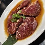 老舗精肉店直送 千種焼肉 飛騨牛の奴隷 - 