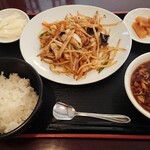 太古城 - 料理写真:本日のランチ　肉野菜炒め
