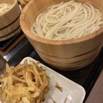 丸亀製麺 - 