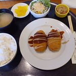 洋食屋 グリル ラパン - カニクリームコロッケ御膳