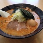 Yuugaramen - ニンニク胡麻辛ラーメン