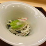 味 ふくしま - 1品目　氷魚・若芽酢・うど・うるい