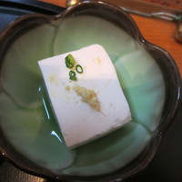 季節料理　根本 - 冷や奴