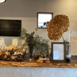 天然こうぼぱん とことこ - レジ横のカウンターの風景(*^_^*)