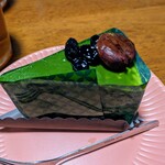 不二家 - プレミアム濃い抹茶のケーキ594円（税込）