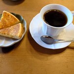 百笑 - 米粉の入ったむちむちホットケーキ