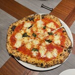 PIZZERIA e BRACERIA DUOMO Del Fiore - マルゲリータ