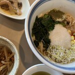 フルール - トッピング沢山のヘルシーお蕎麦♪