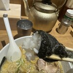 大島 - 海苔で巻いて食べると旨い