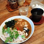 薬膳カレーじねんじょ - 海鮮カレー（平日ランチ）五穀米変更 1,430円